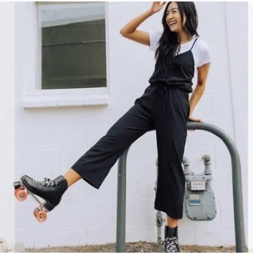 Albion Fit black cropped wide leg jumpsuit xxs petite